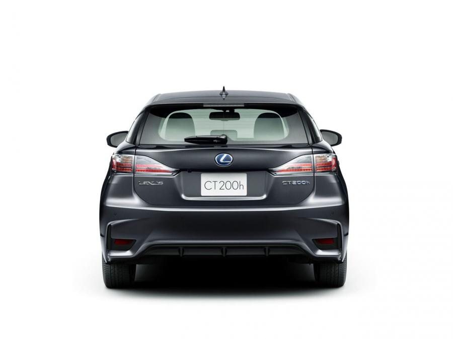  Lexus CT200h 2014 года  (NA) (фото 19 из 39)